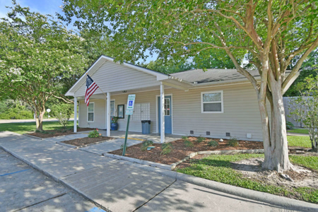 Spring_Tree-a-front-1760-1200w