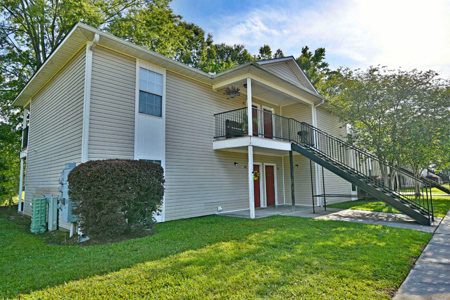 Spring_Tree-exterior-1763-1200w
